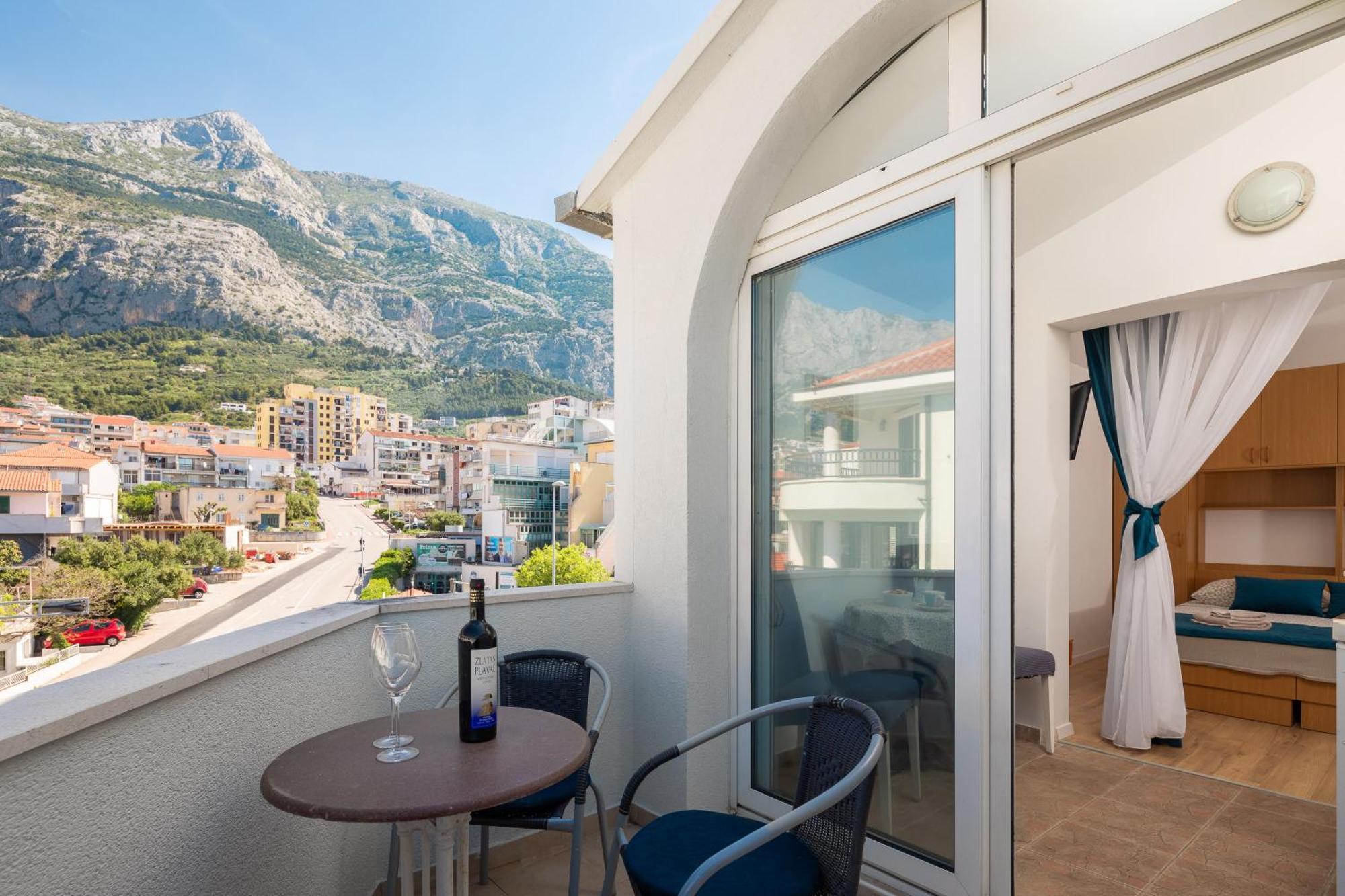 Magnolia Center Apartments Makarska Exterior photo