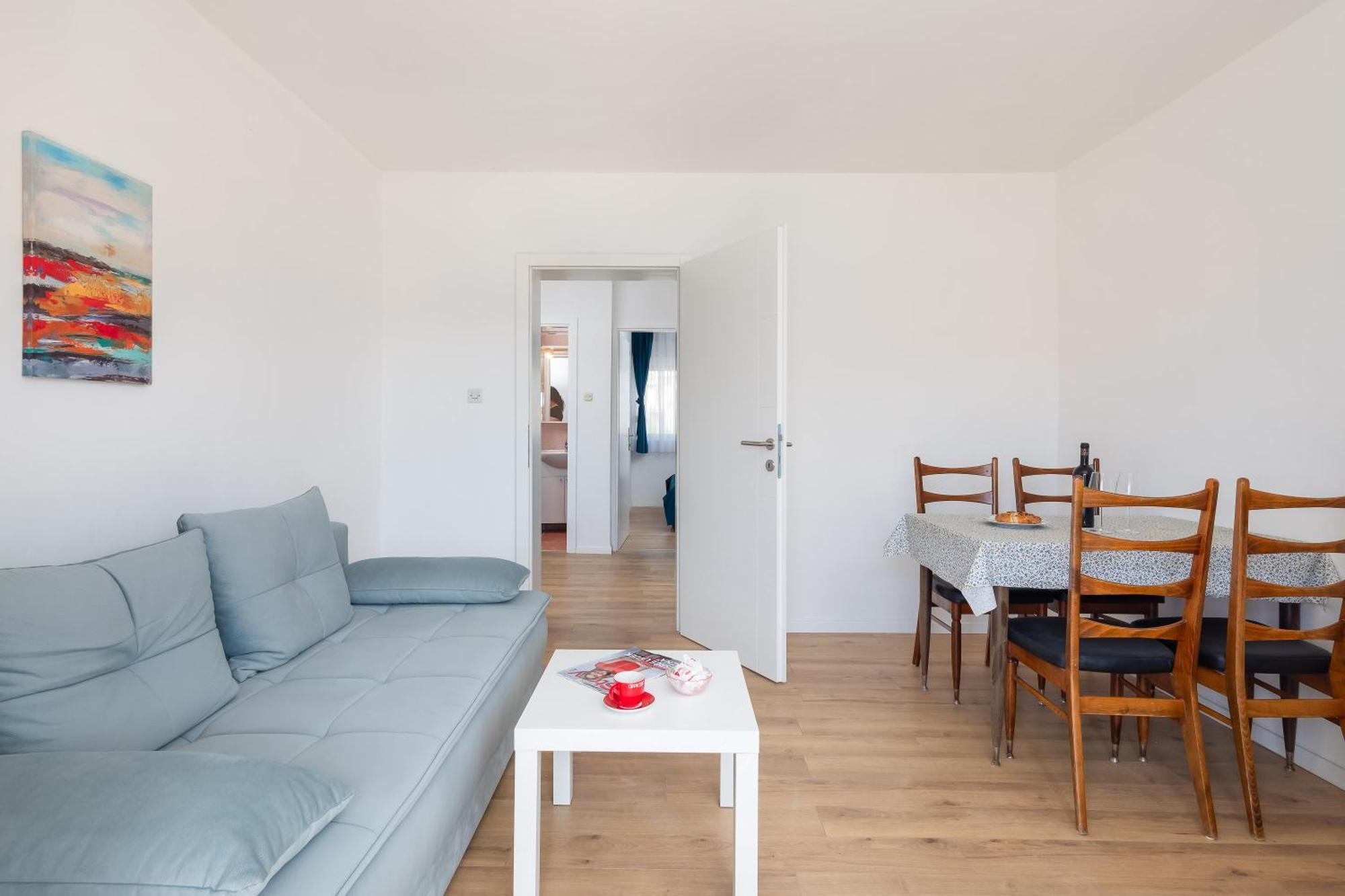 Magnolia Center Apartments Makarska Room photo
