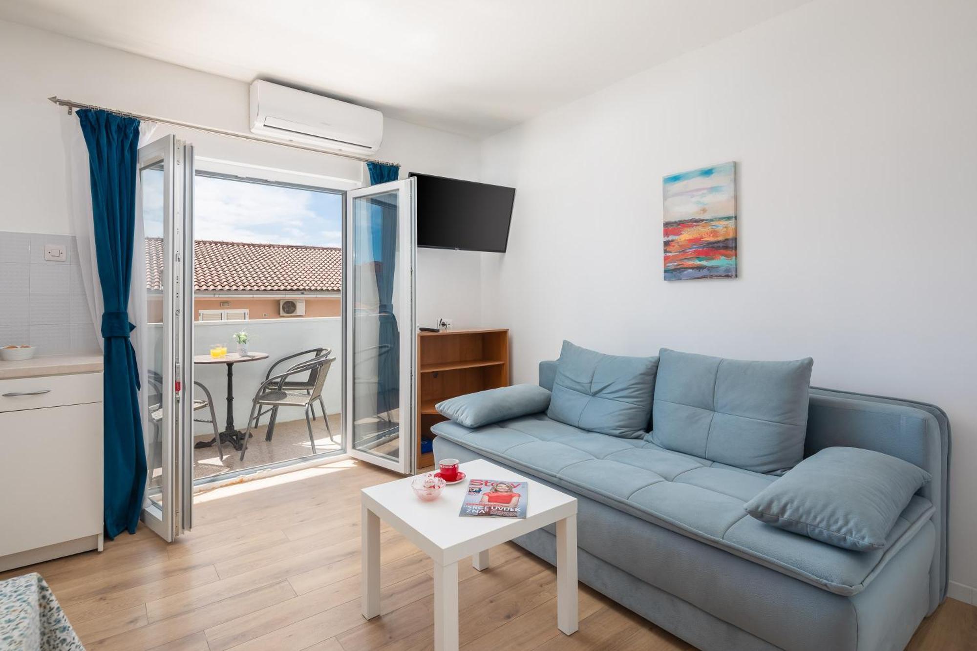 Magnolia Center Apartments Makarska Room photo
