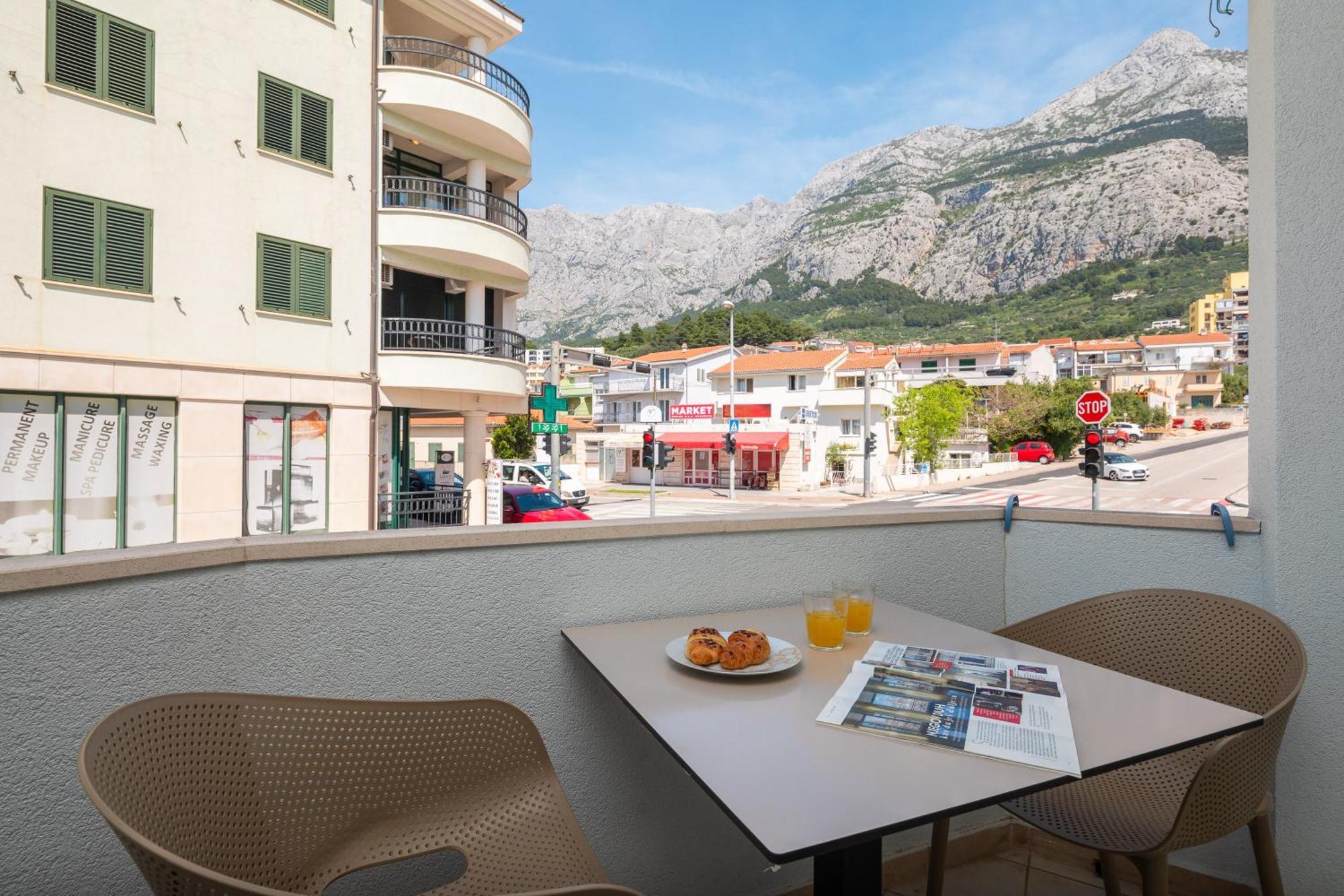 Magnolia Center Apartments Makarska Room photo